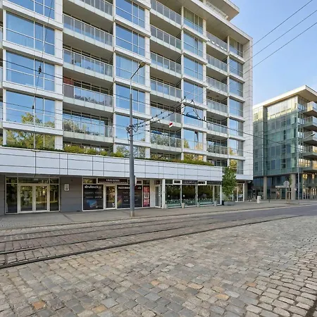 Przytulny Jasny Z Balkonem Oraz Parkingiem By Renters